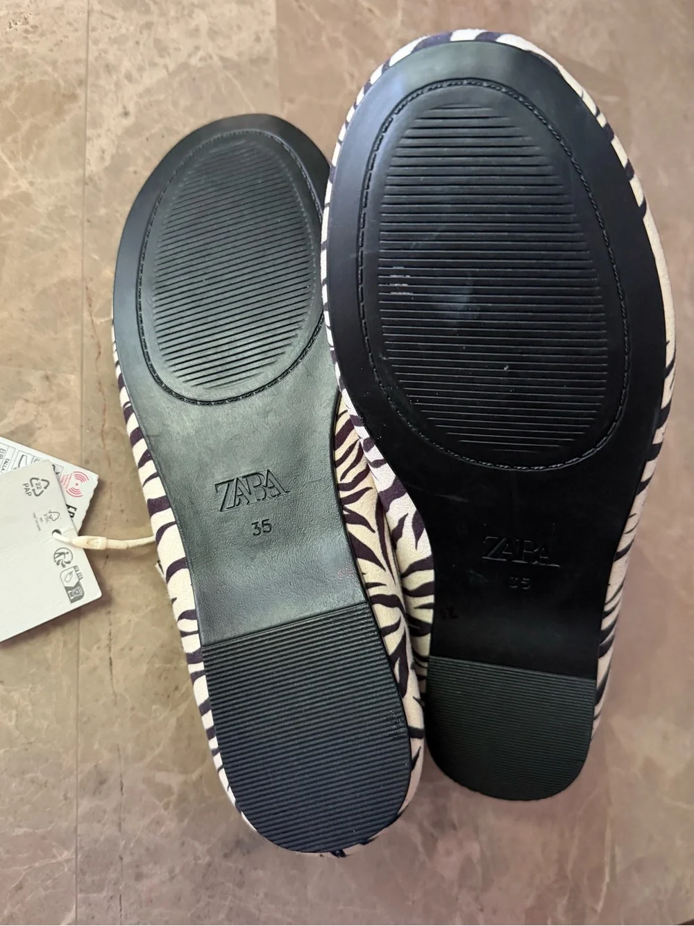 ZARA Girls Mary Jane zebra Buckled Ballet Flats NWT Sz 35